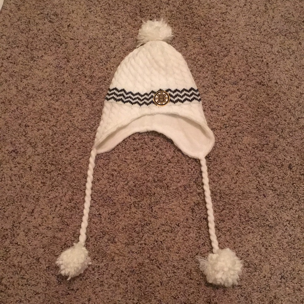 Bruins winter hat